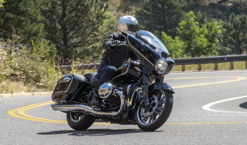 2022 BMW R 18 B and Transcontinental first ride review
