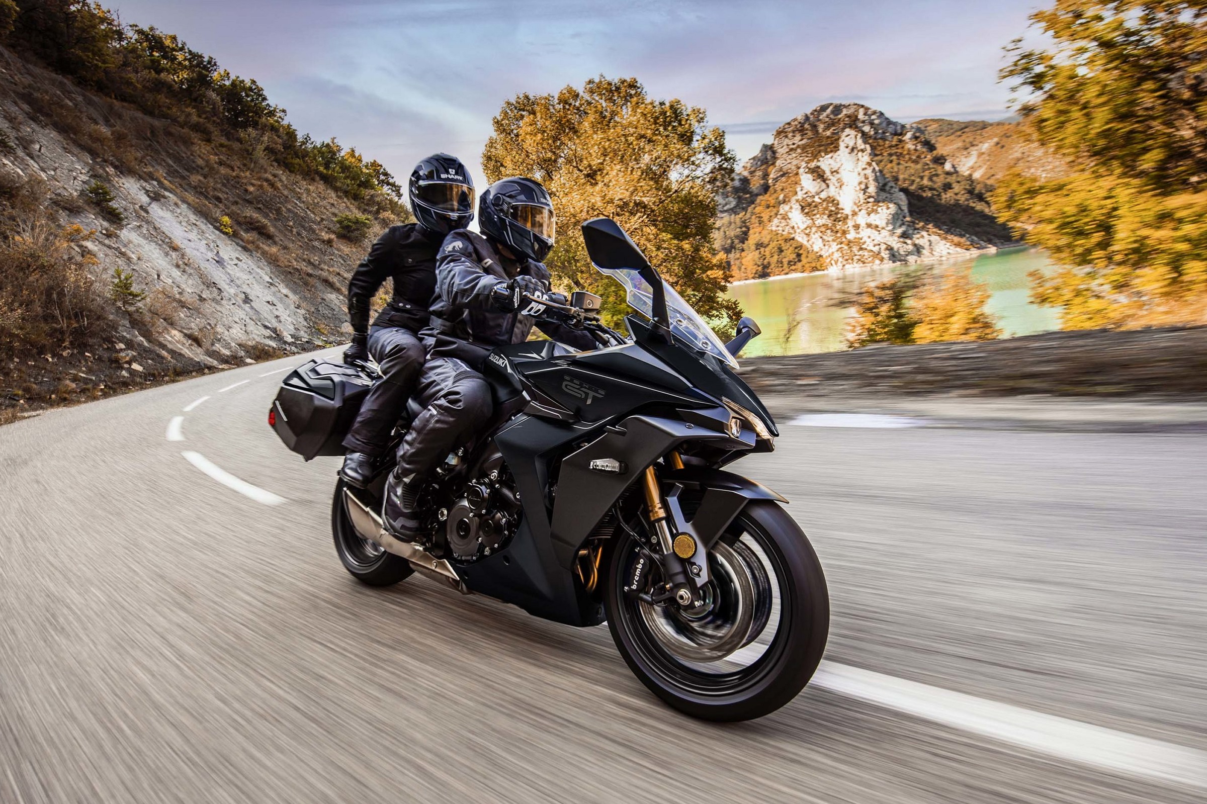 2022 Suzuki GSX-S1000GT+ first look - RevZilla