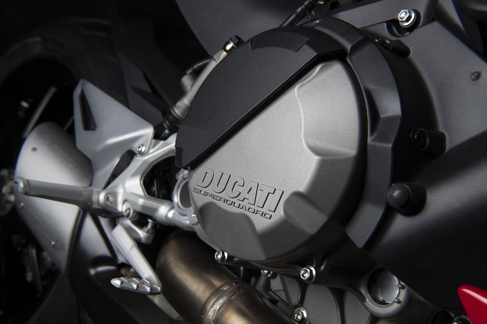 Ducati Streetfighter V2 engine