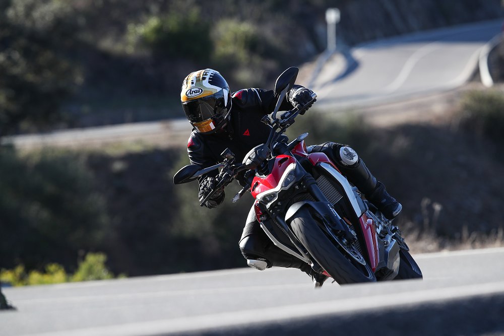 Streetfighter V2 on the road