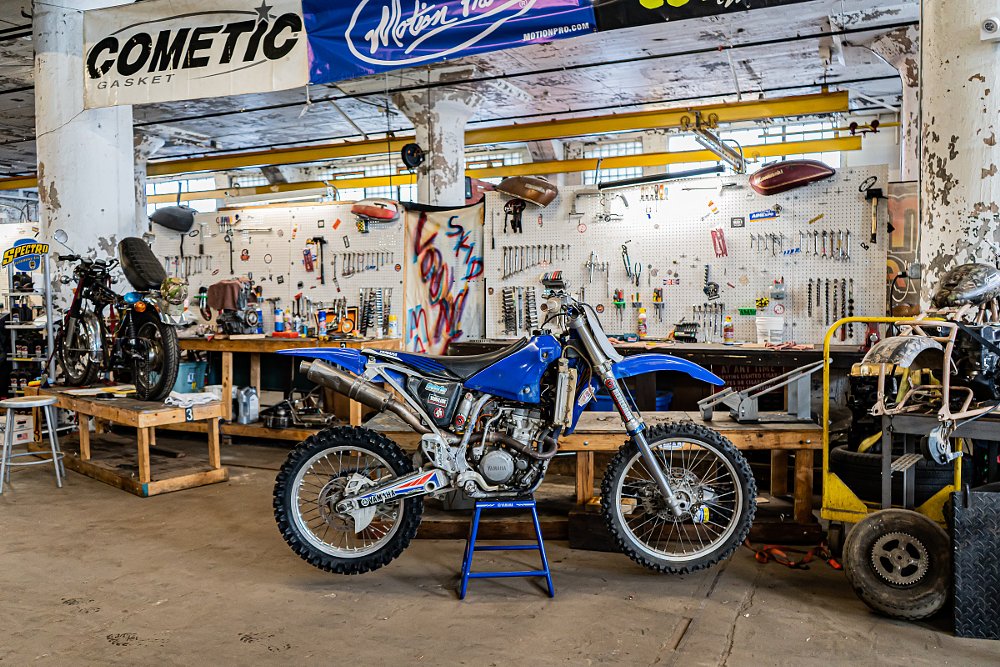 lounge area at Skidmark Garage
