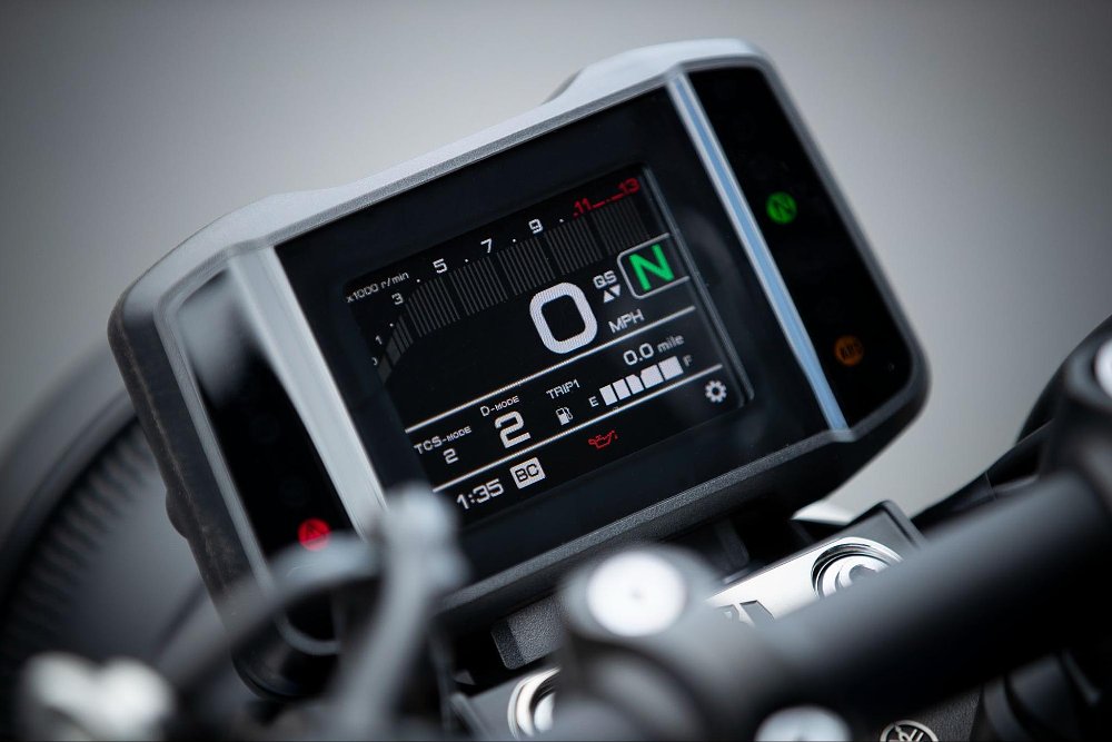 a close up of the color TFT dash on the XSR900