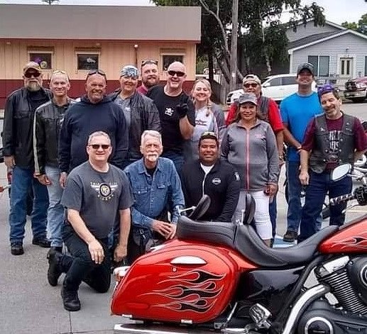 group shot of members of Twin City Riders