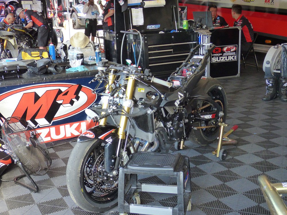 GSX-R750 stripped down in the race paddock