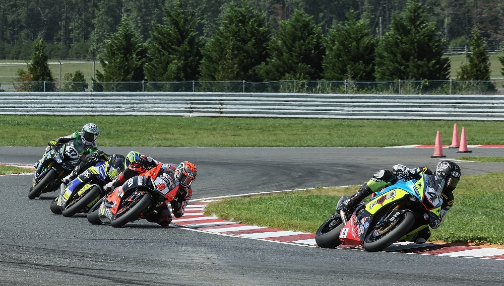 At 47, Josh Hayes ties the all-time AMA roadracing win record
