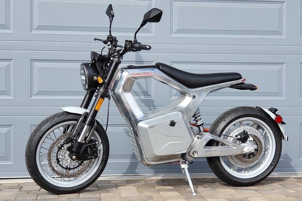 the production version of the Sondors Metacycle