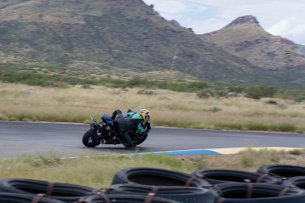 Jen Dunstan pilots her rental Yamaha R6 around a corner apex
