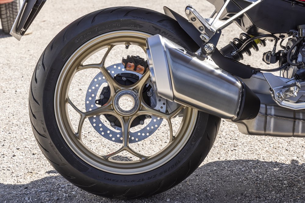 Moto Guzzi Mandello V100 rear wheel