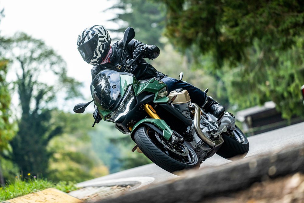 Moto Guzzi V100 Mandello S