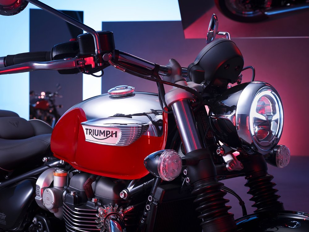 Bonneville Speedmaster Chrome tank