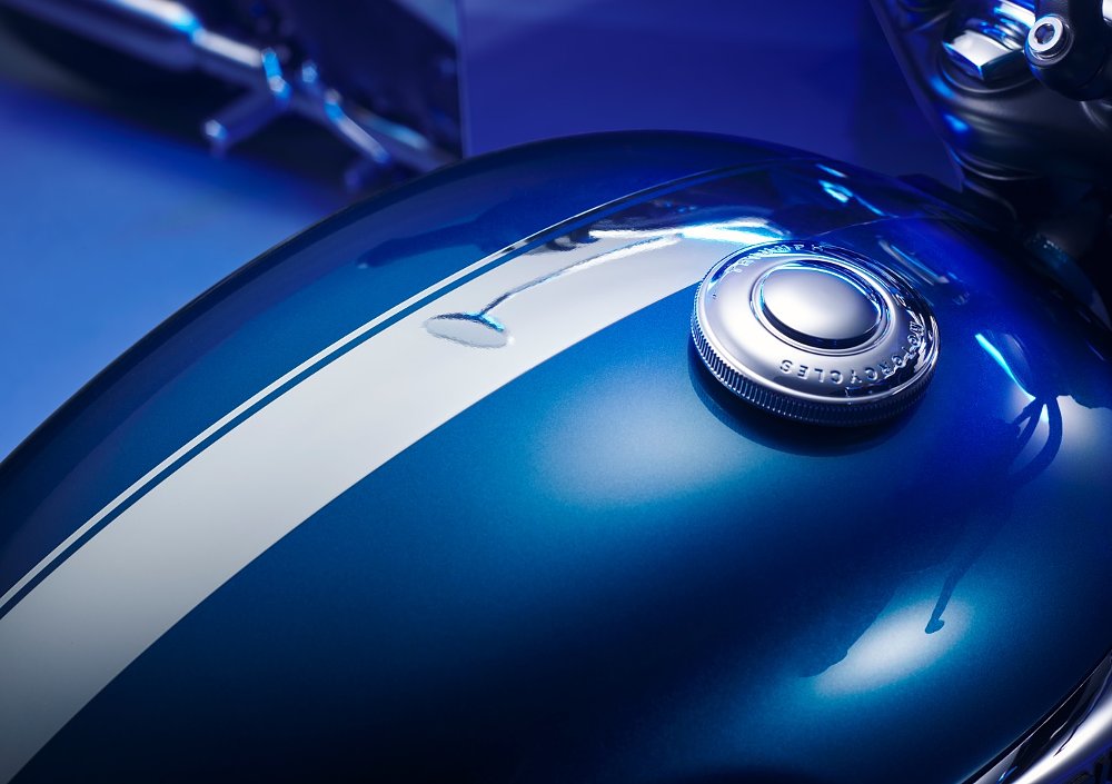 Bonneville T100 Chrome tank