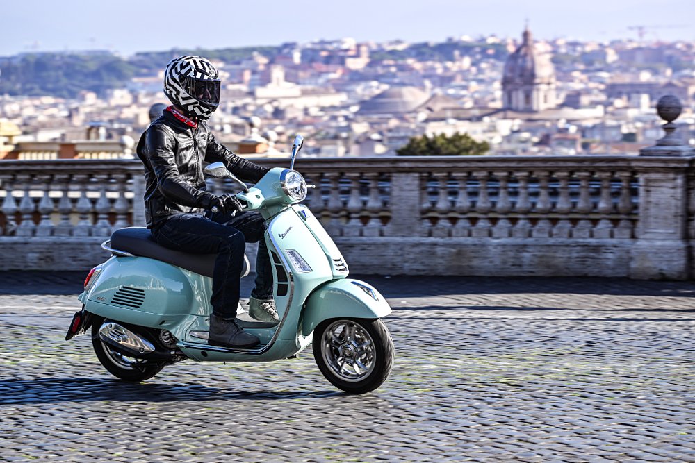 2023 Vespa GTS300 first ride review