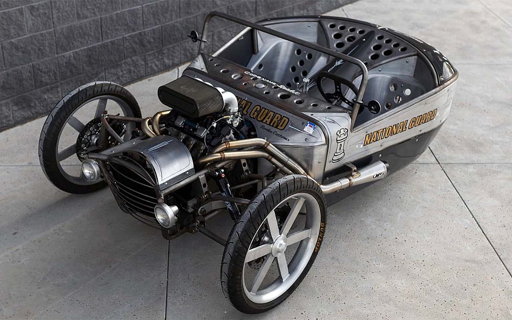 Jesse-Rooke-2011-Rooke-Custom-National-Guard-Scarlett-3-Wheeler