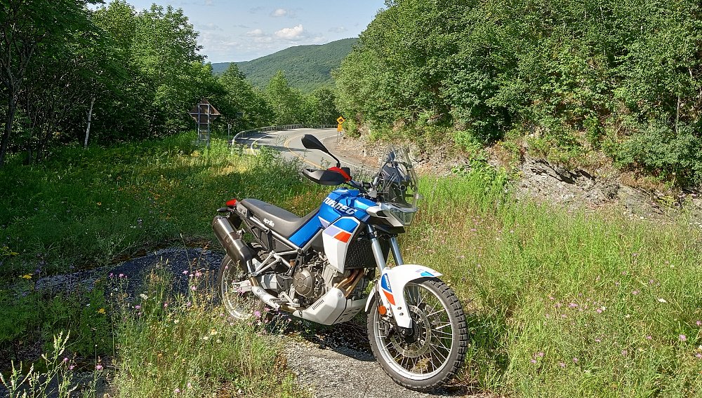 One tank of gas through an Aprilia Tuareg 660: The sport-touring perspective
