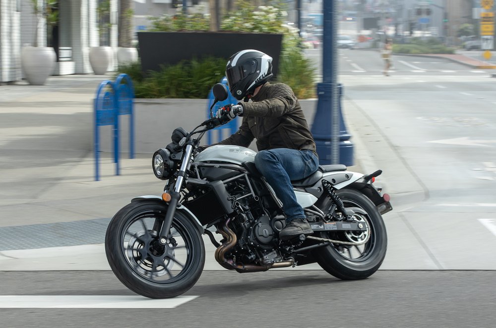 2024 Kawasaki Eliminator in the city