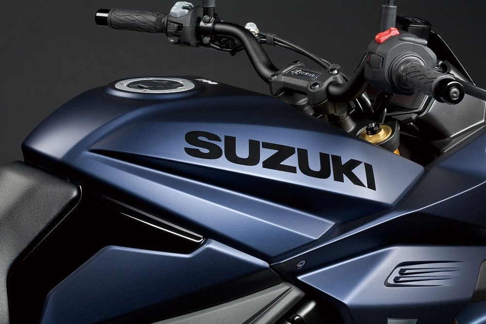 matte blue paint on the Katana fuel tank