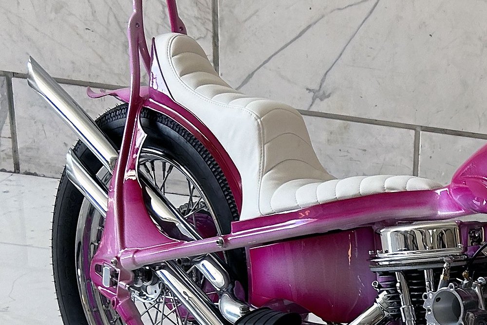 closeup of frame and seat