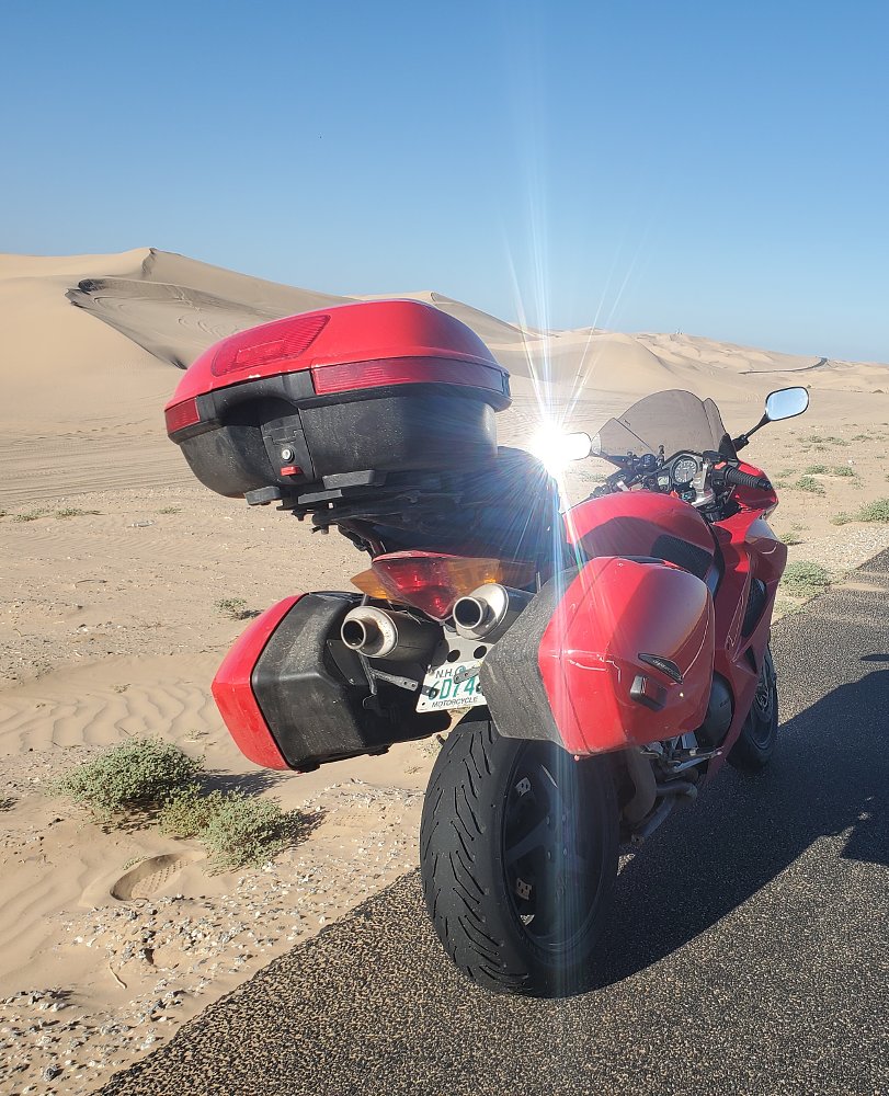 sun glinting off the VFR in desert