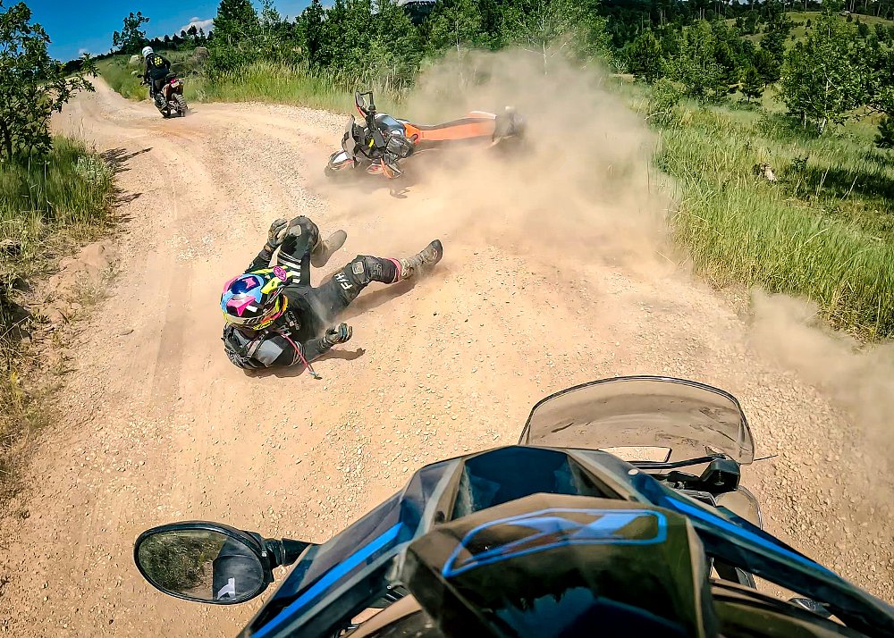 Crashing a KTM 890 Adventure R Rally