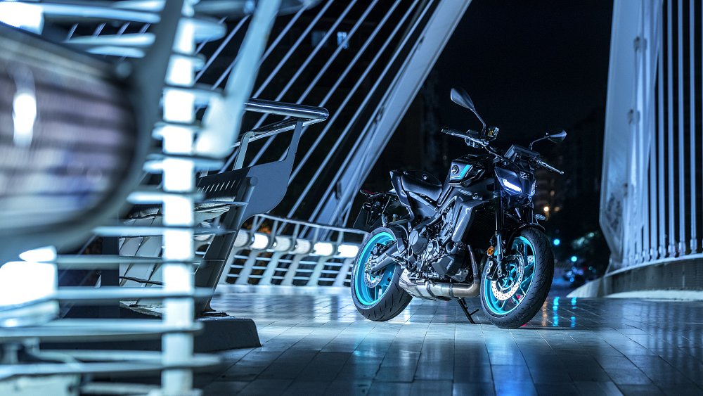 2024 Yamaha MT-09 parked on the street at night
