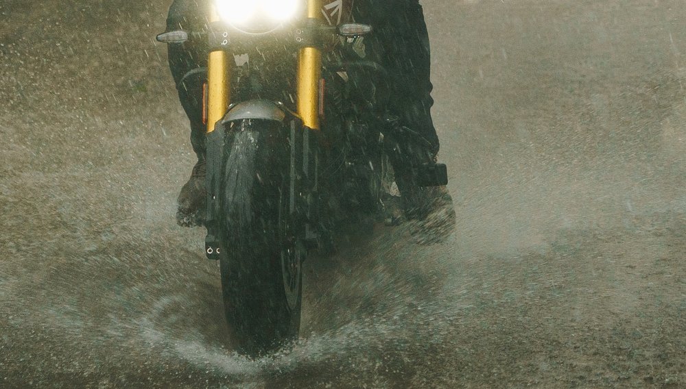 Insurance group petitions government to make motorcycle ABS mandatory