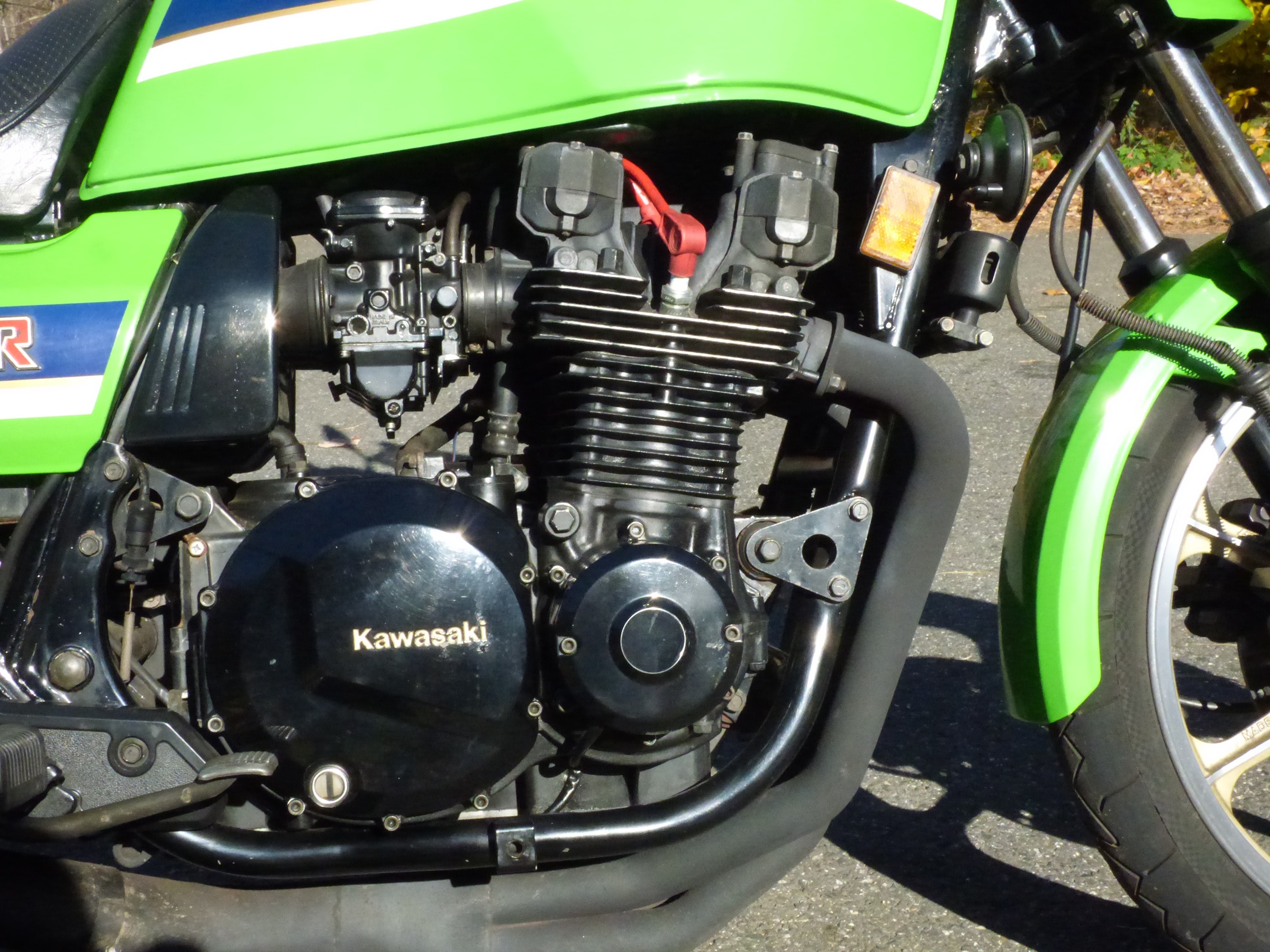 Superbike comparo, 40 years too late: 1983 Kawasaki KZ1000R vs