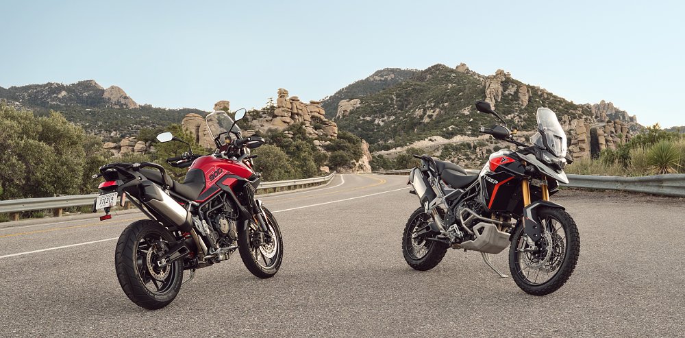 photo of the Triumph Tiger 900 GT Pro and Rally Pro parked side by side
