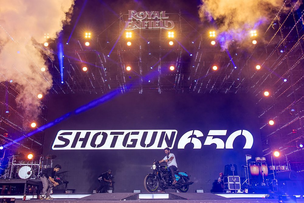 introduction of the Royal Enfield Shotgun 650 on the big stage at Motoverse festival