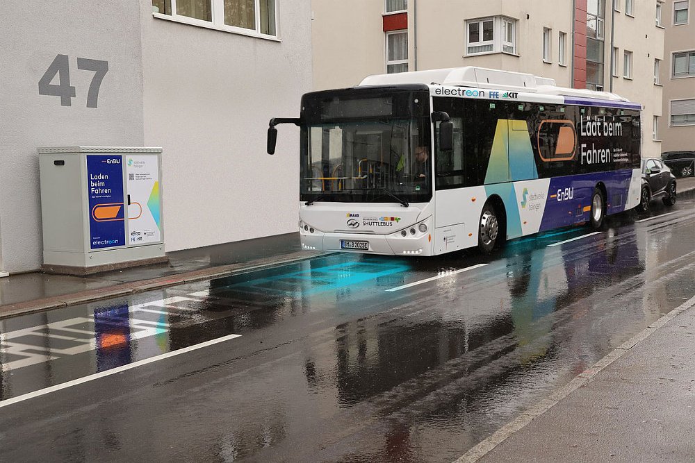 Can wireless electric charging roads work for electric motorcycles?