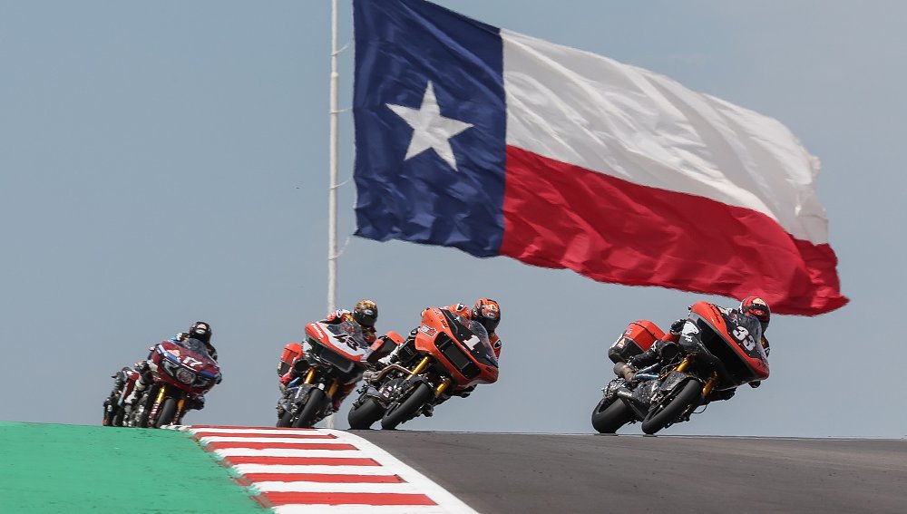 Why is King of the Baggers racing so popular?
