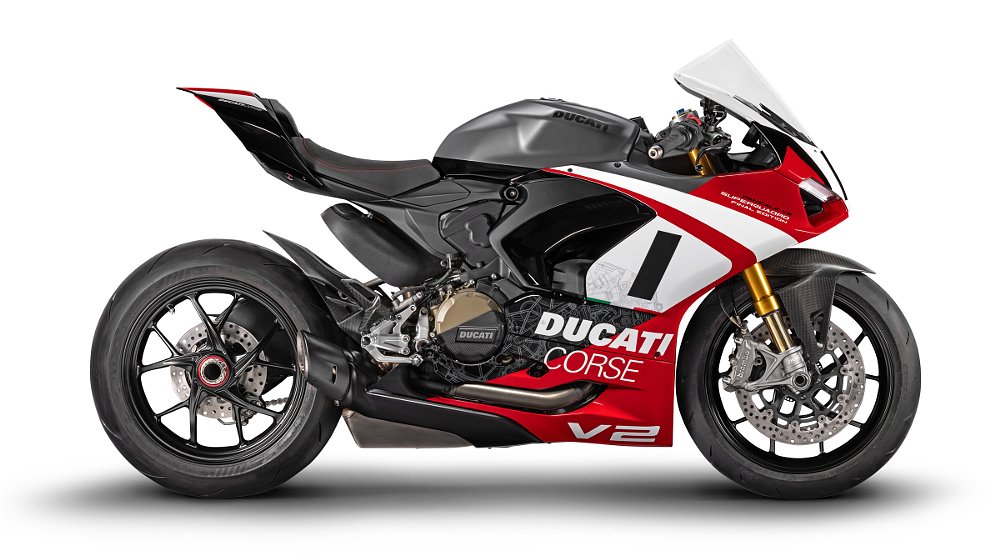 studio view of the right side of the Panigale V2 Final Edition