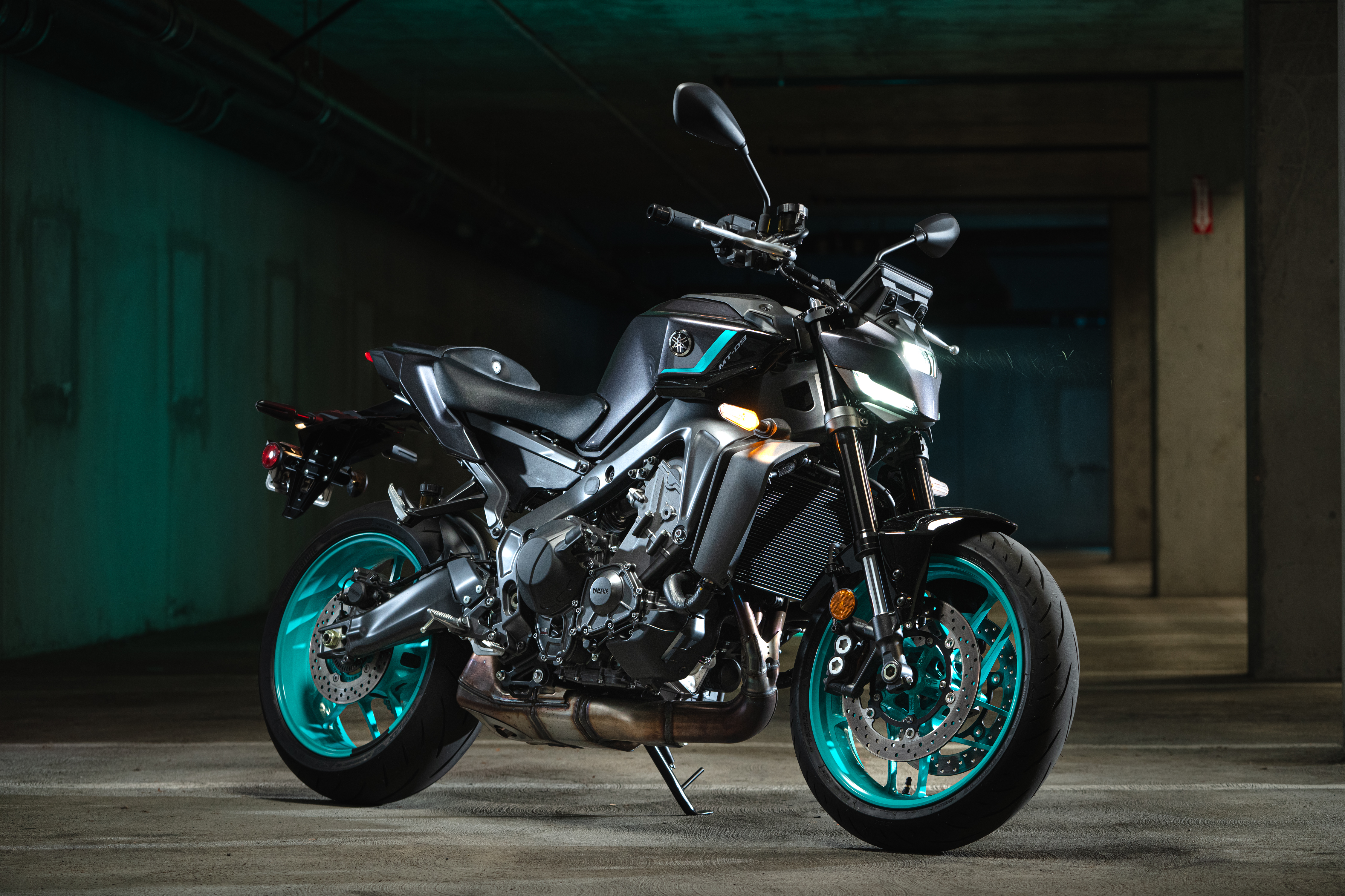 2024 Yamaha MT-09 first ride review - RevZilla