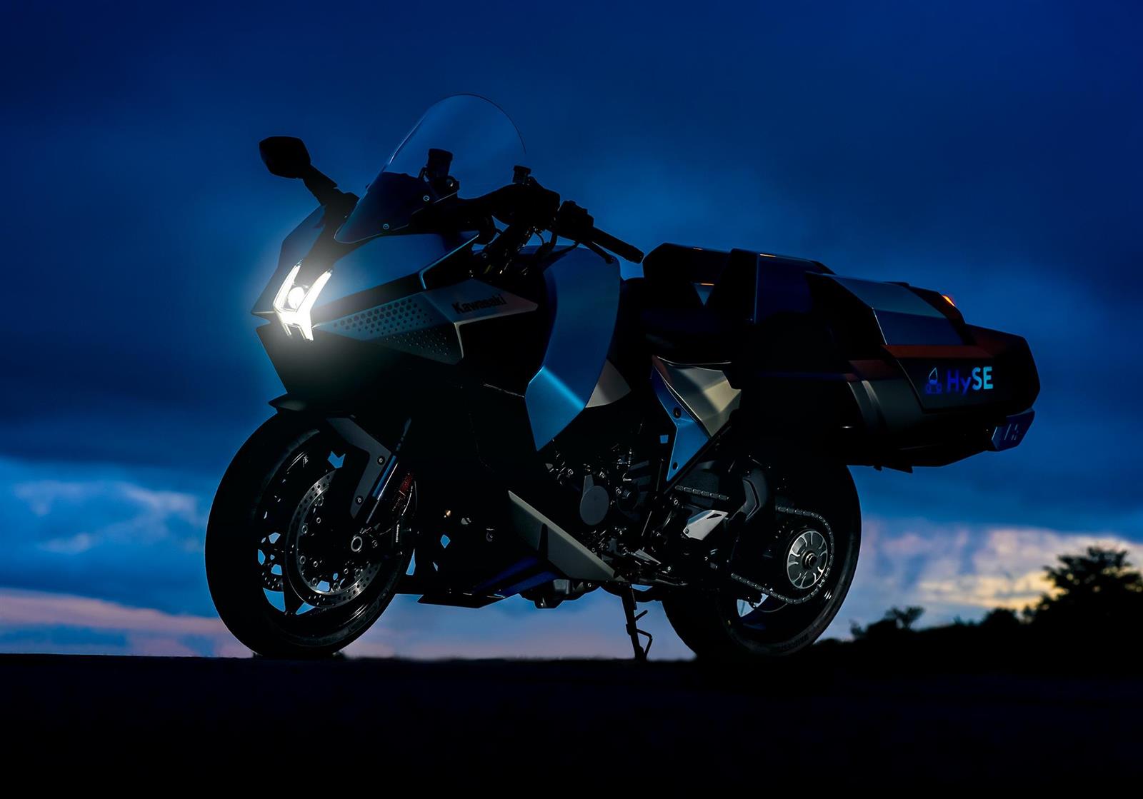 Kawasaki shows off hydrogen-powered motorcycle at Suzuka - RevZilla