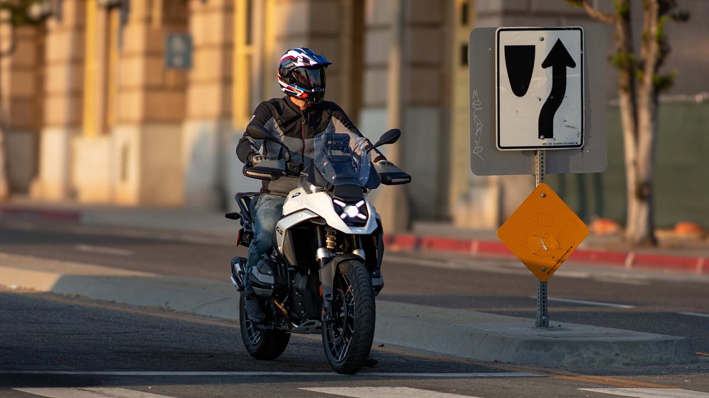 A 'round town review of the 2024 BMW R 1300 GS
