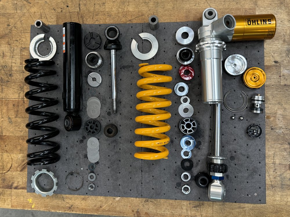 Disassembled Ninja 400 shock, OEM compared to Ohlins