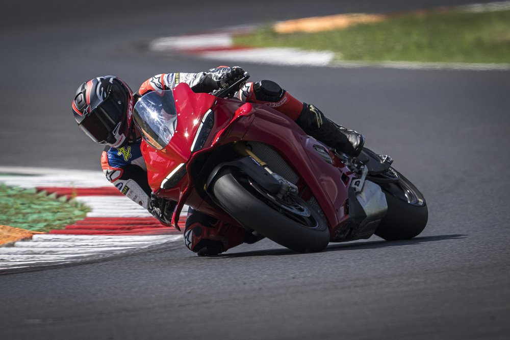 2025 Ducati Panigale V4 S turning right on a race track