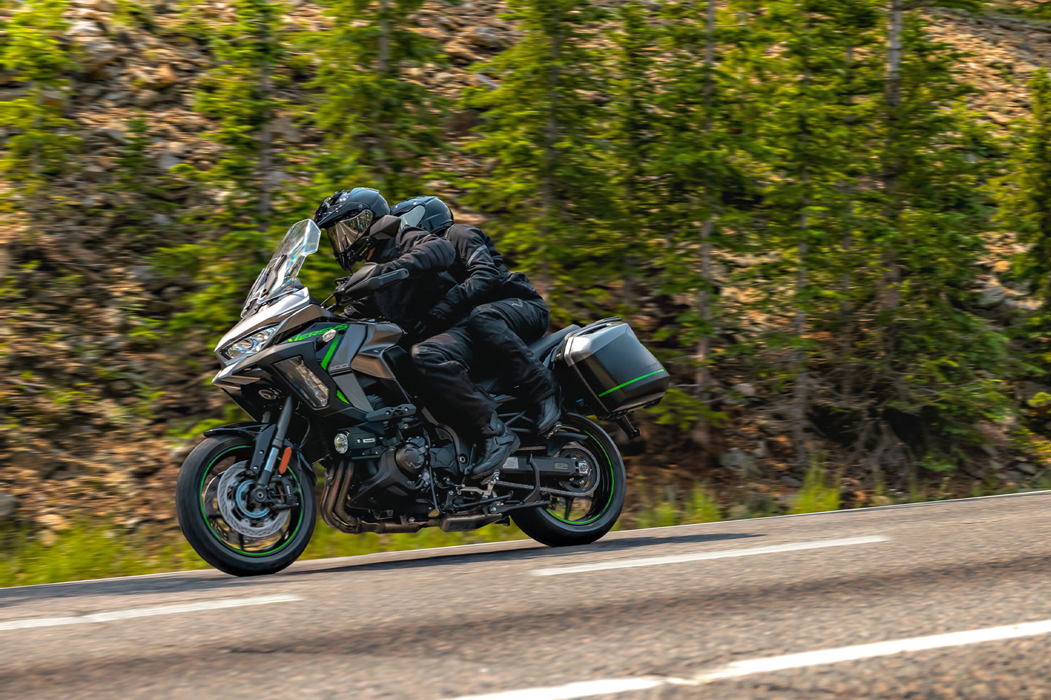 その他 T 2025 Kawasaki Ninja 1100SX and Versys 1100 SE LT first look