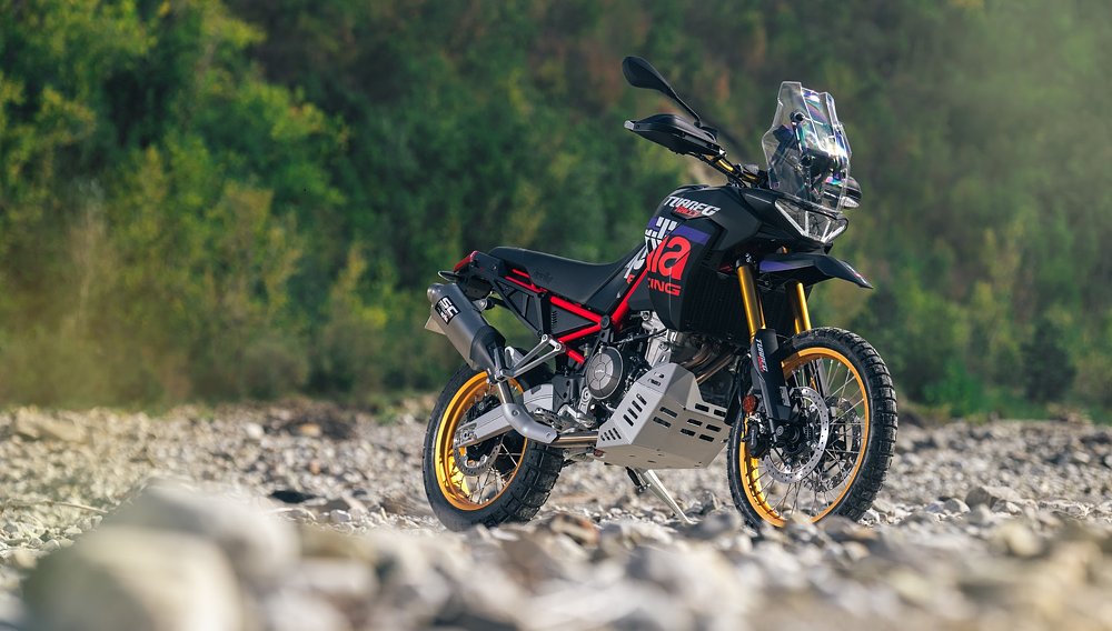 Aprilia shows a Rally, a baby Tuono, and wings