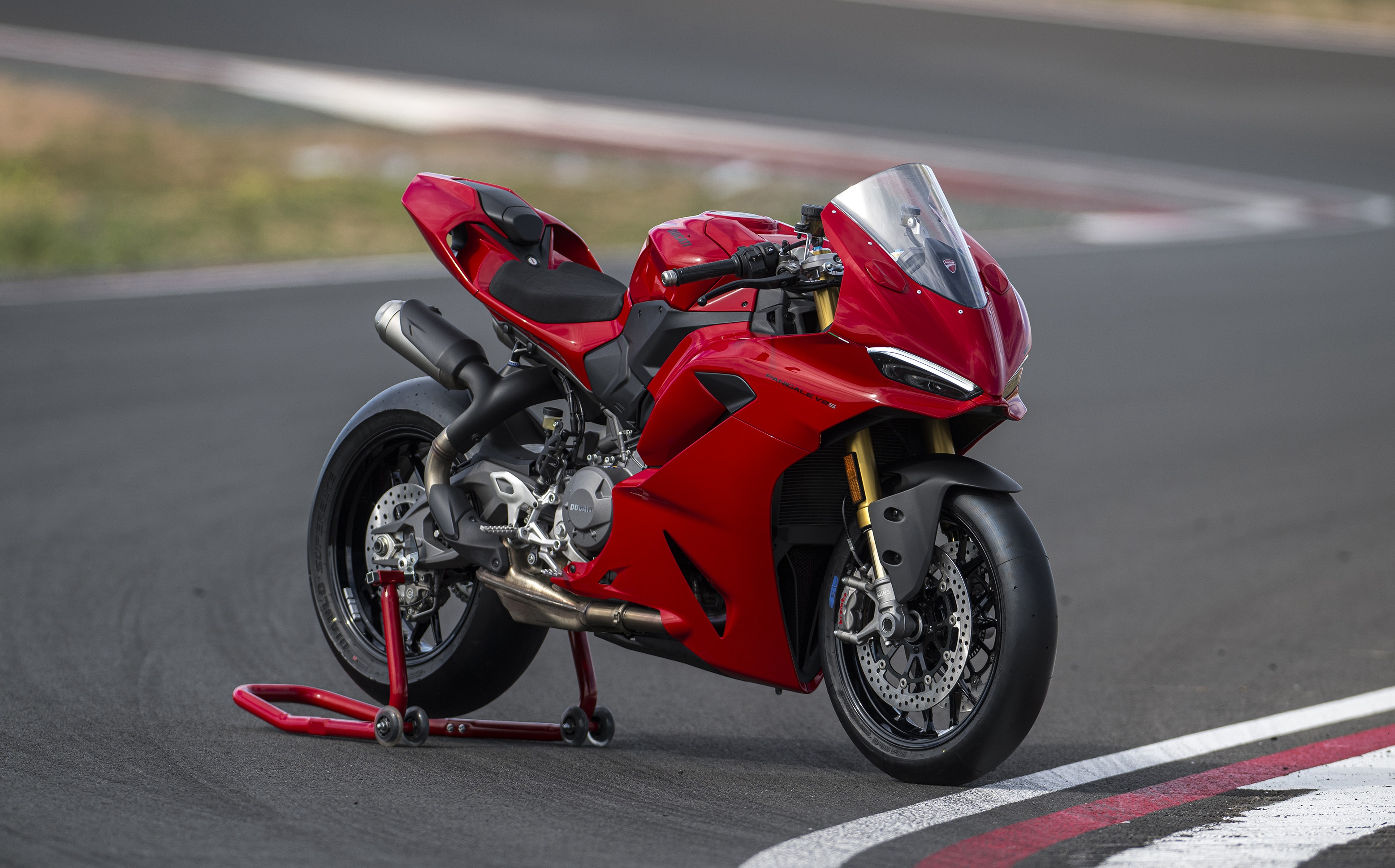 2025 Ducati Panigale V2 S first ride review - RevZilla