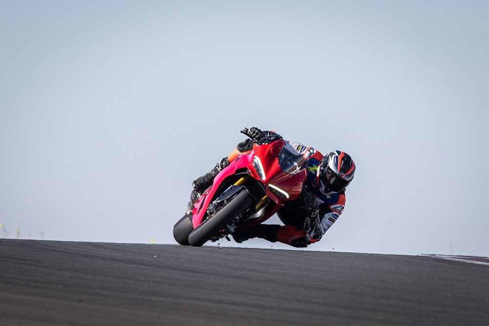 2025 Ducati Panigale V2 S first ride