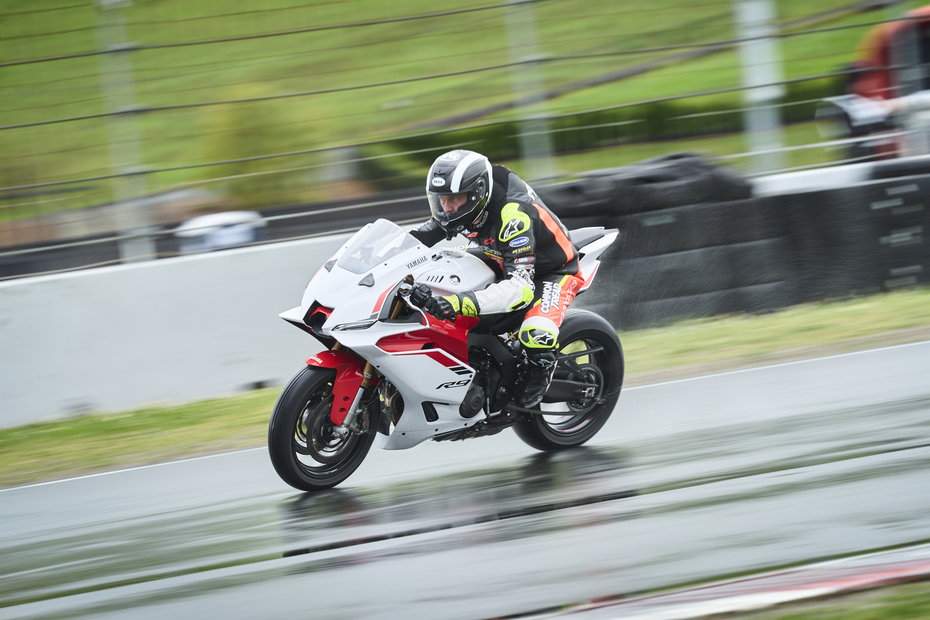 2025 Yamaha YZF-R9 first ride review - RevZilla