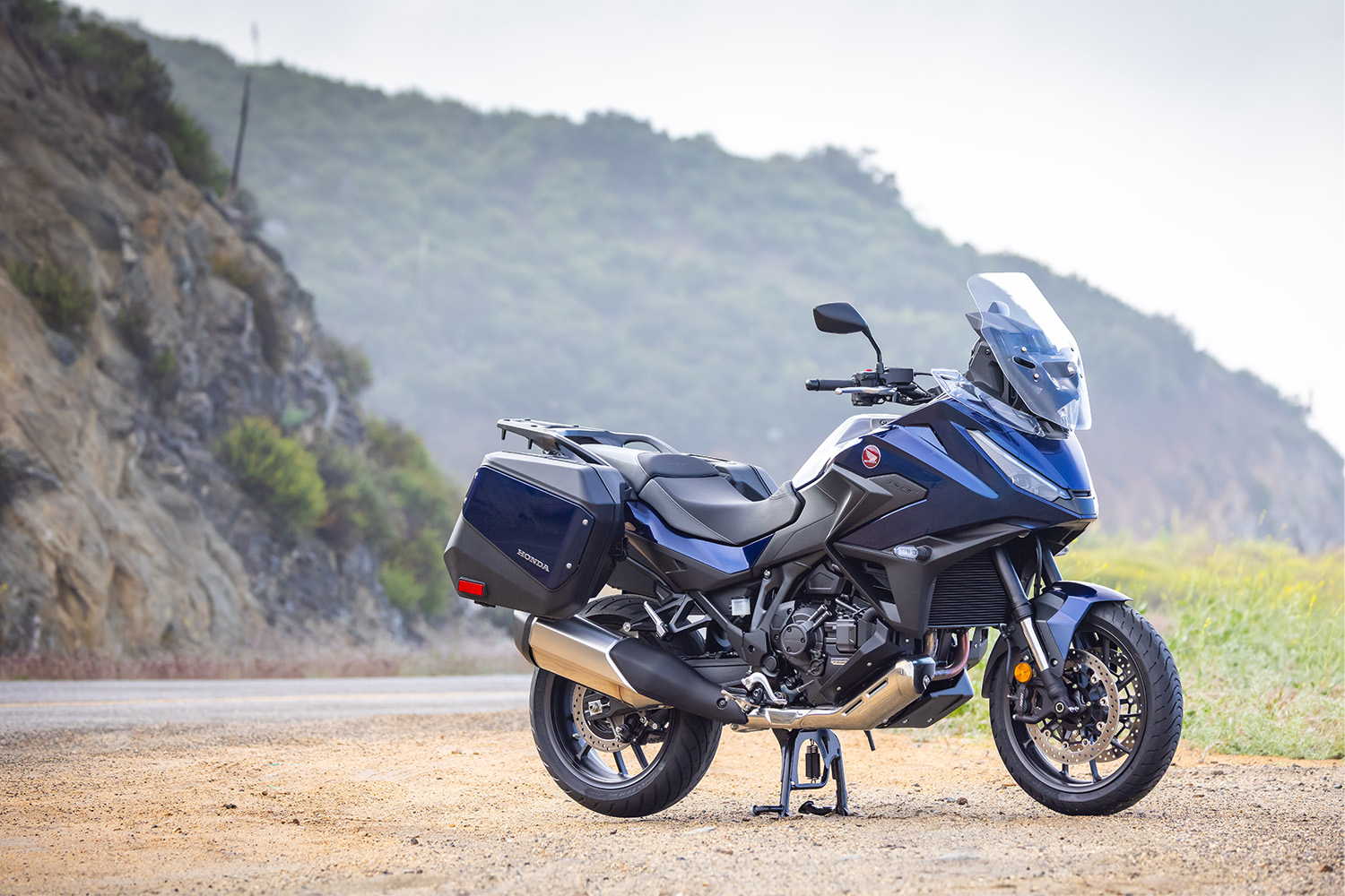 2025 Honda NT1100 DCT first ride review - RevZilla