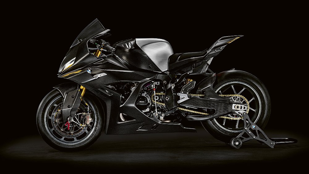 A left-side profile shot of the Concept RR against a black background.