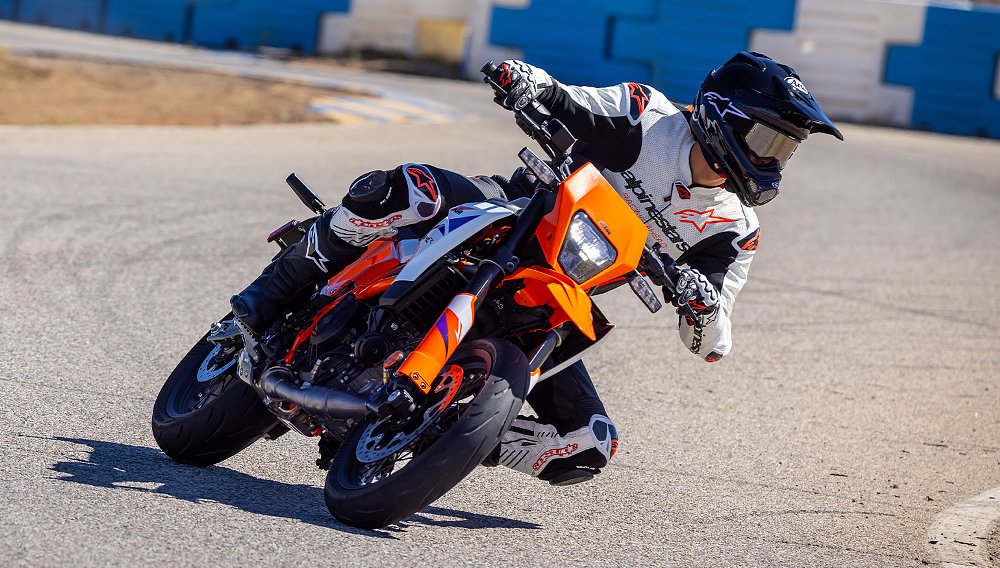 2025 KTM 390 SMC R first ride review