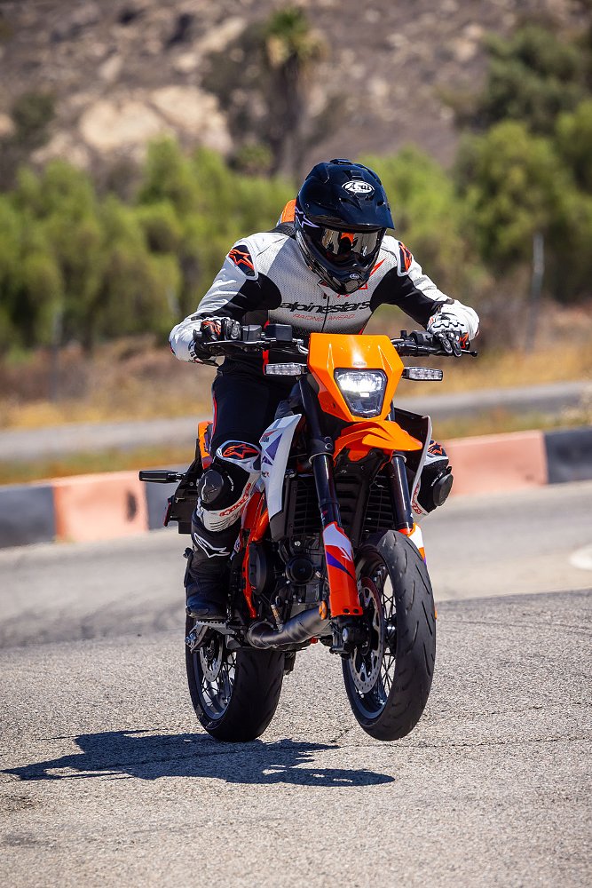 Dustin floats the 390 SMC R's front wheel into the air.