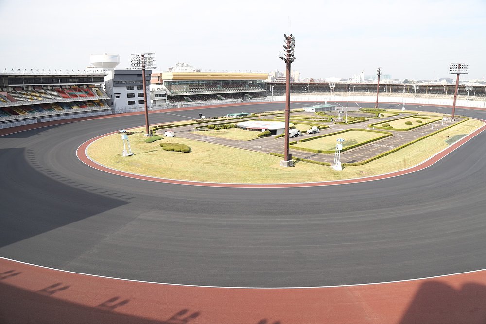 A bird's eye view of the Kawaguchi Auto Race Circuit.