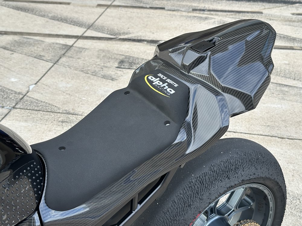 2025 alpha Racing M 1000 RR seat and tail section detail.