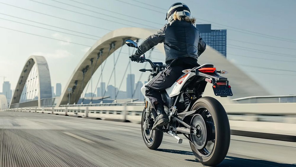 A Zero rider zips down Los Angeles' Sixth Street Bridge aboard the FXE electric supermoto.