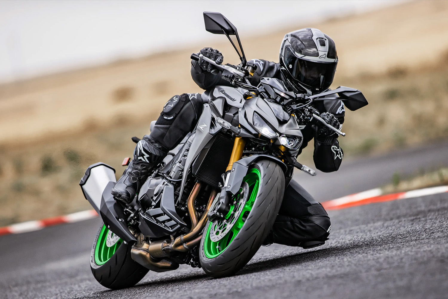 Kawasaki confirms 2026 Z1100 SE for U.S. market - RevZilla