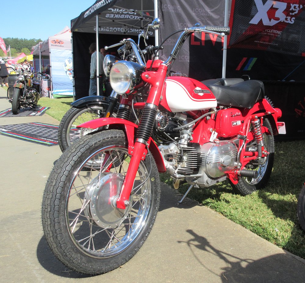 front angle view of a red vintage Harley-Davidson Sprint